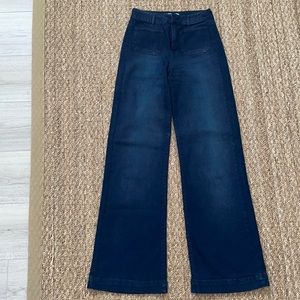 Forever21 Flared dark denim jeans